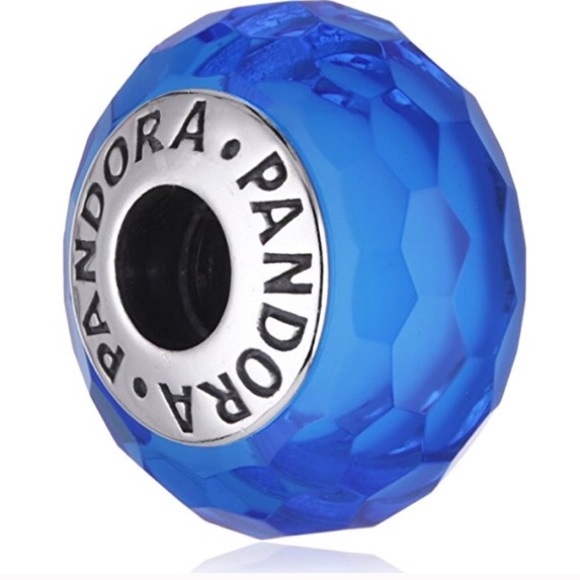 PANDORA Fascinating blue charm - Picture 1 of 2